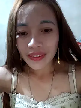 little-effy online show from February 16, 2:24 pm