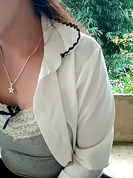 little-effy online show from June 20, 6:38 am