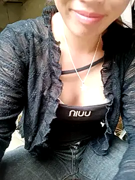 little-effy online show from July 27, 10:55 am