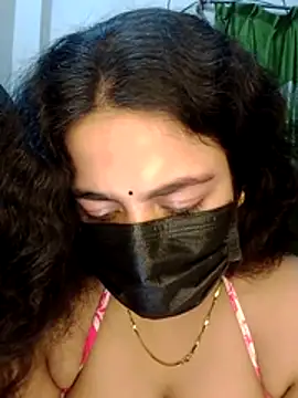 Snapshot of nosrat014 chatting on May 1, 10:47 pm nosrat014 online show from May 1, 10:47 pm
