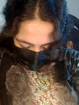 Snapshot of nosrat014 chatting on May 3, 7:03 am nosrat014 online show from May 3, 7:03 am