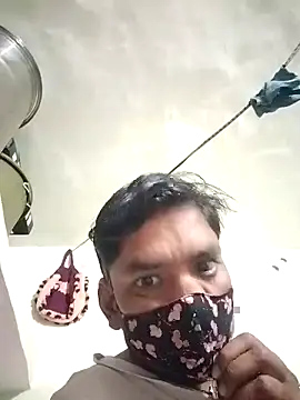 Snapshot of monsterki chatting on December 19, 2:46 pm monsterki online show from December 19, 2:46 pm