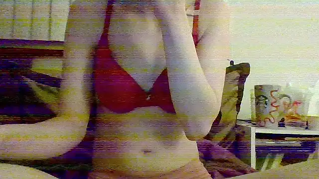 Snapshot of jennyxoxo22 chatting on December 15, 4:50 am jennyxoxo22 online show from December 15, 4:50 am