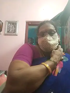 Snapshot of sarala_telugu chatting on May 30, 10:23 am sarala telugu online show from May 30, 10:23 am