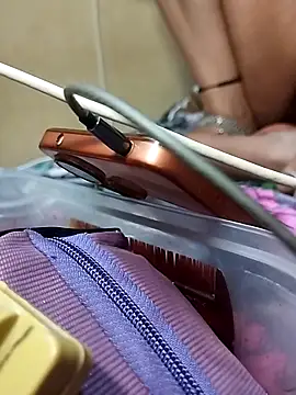 Sexy Riya123 online show from April 28, 6:13 pm