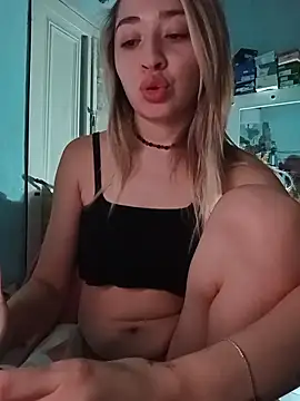 soylulita07 online show from March 4, 5:46 am