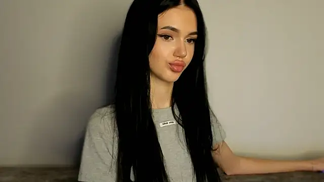 Snapshot of fit_leese chatting on May 9, 4:45 pm fit leese online show from May 9, 4:45 pm