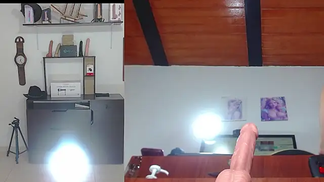 aisha funny online show from January 9, 3:20 am