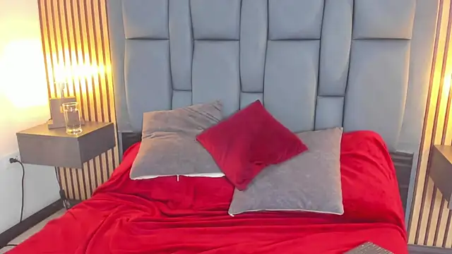 Angelic serenity online show from December 16, 7:19 pm