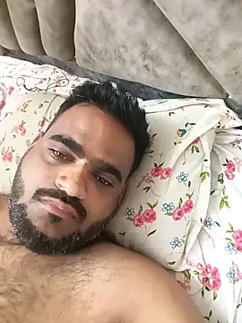 Snapshot of the_7inch_guy chatting on December 16, 1:10 am the 7inch guy online show from December 16, 1:10 am