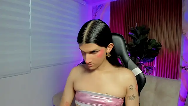 Bianca baldwin  online show from June 13, 9:35 pm