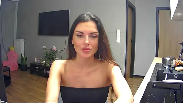 Snapshot of Addisonadore chatting on June 21, 8:44 pm Addisonadore online show from June 21, 8:44 pm