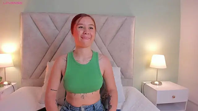 Amelia Saenz  online show from June 26, 3:16 pm