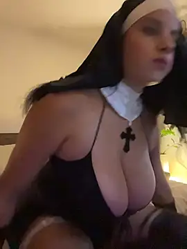 Lena-Williamss online show from June 5, 2:29 am