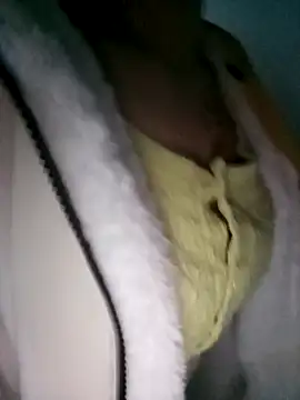 Snapshot of SweetBerry-91 chatting on December 14, 1:38 pm SweetBerry-91 online show from December 14, 1:38 pm