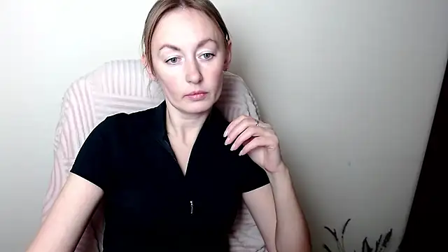 LiaSeass  online show from January 14, 7:47 am