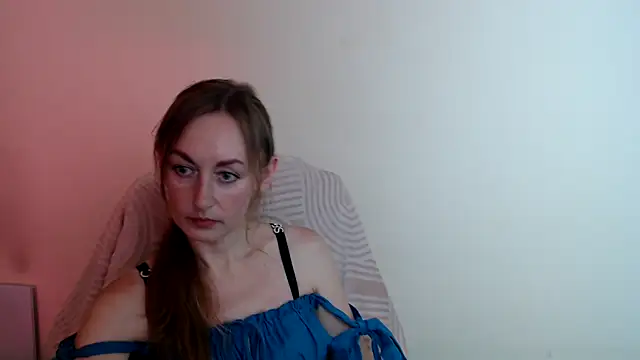 LiaSeass  online show from June 28, 12:33 pm