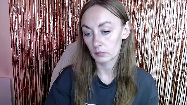 LiaSeass  online show from July 13, 12:19 pm