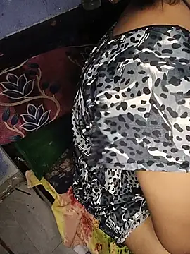 Desi bhabhi299 online show from May 27, 5:10 pm