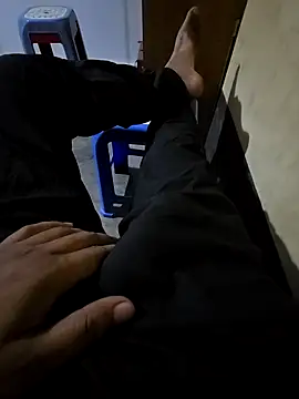 SHARIF12123 online show from April 18, 8:40 am