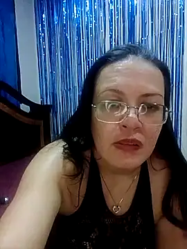 Snapshot of sandygomez chatting on June 21, 6:27 am sandygomez online show from June 21, 6:27 am