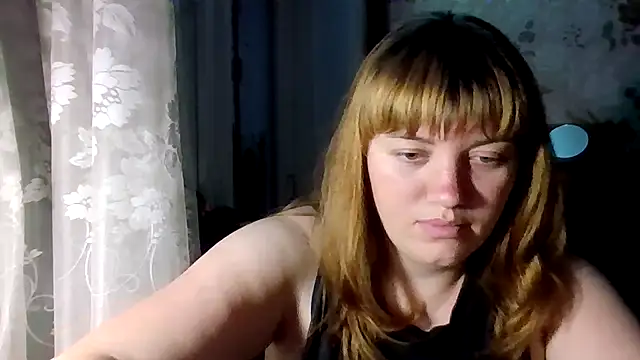 Snapshot of swett_girll chatting on December 16, 12:59 am swett girll online show from December 16, 12:59 am