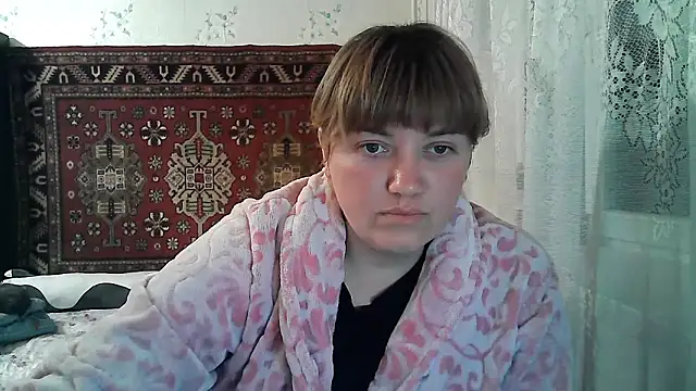 swett girll online show from April 28, 7:30 pm