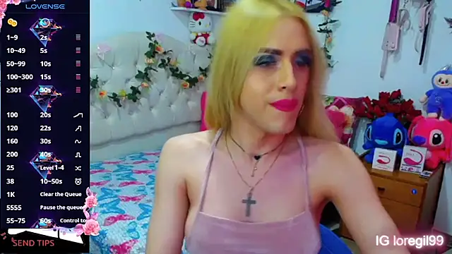 Snapshot of golden_girl01 chatting on January 6, 6:00 pm golden girl01 online show from January 6, 6:00 pm