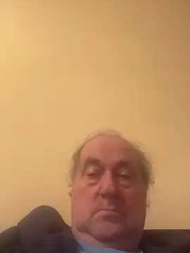 csikar online show from March 9, 6:12 pm