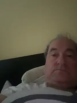 Snapshot of csikar chatting on July 24, 5:05 am csikar online show from July 24, 5:05 am