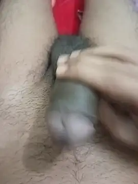 bigg dickkk69 online show from May 4, 7:43 pm