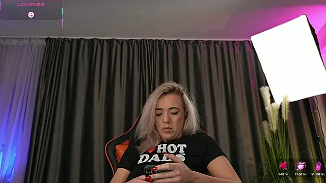 creampussyy online show from February 27, 7:47 pm