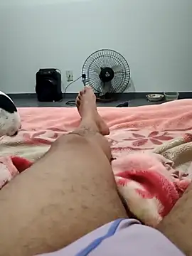 Snapshot of Danielleao chatting on December 19, 12:17 am Danielleao online show from December 19, 12:17 am