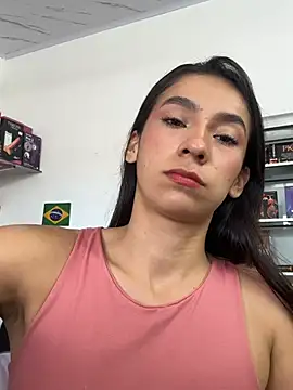 lunaluxury22 online show from July 7, 2:21 pm