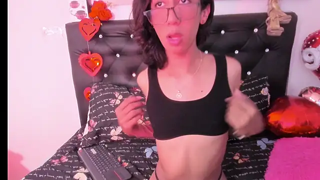 RossieCooper online show from February 23, 7:33 pm