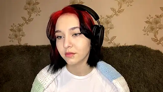 EmilyVeiro online show from January 7, 5:15 pm