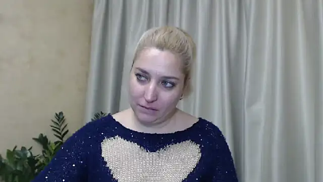 sweetpussy13 online show from December 4, 10:46 am