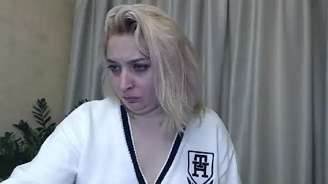 sweetpussy13 online show from December 15, 11:12 am