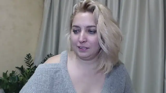 sweetpussy13 online show from December 17, 12:11 pm