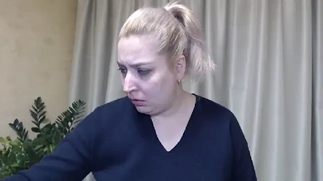 sweetpussy13 online show from February 6, 6:51 am