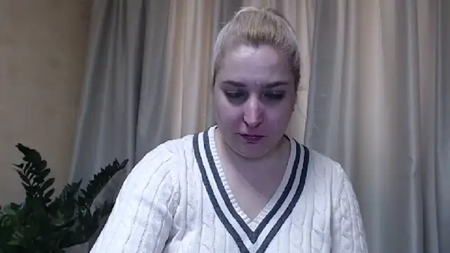sweetpussy13 online show from March 9, 6:50 am