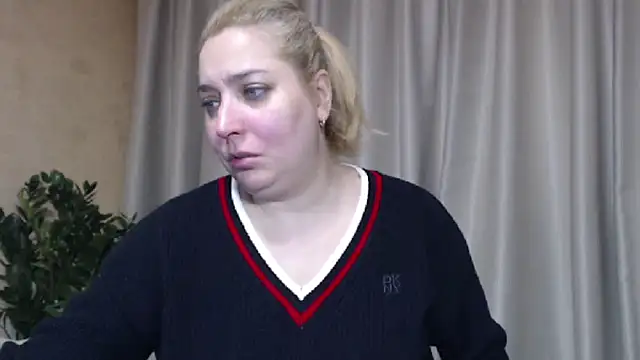 sweetpussy13 online show from January 16, 7:34 am