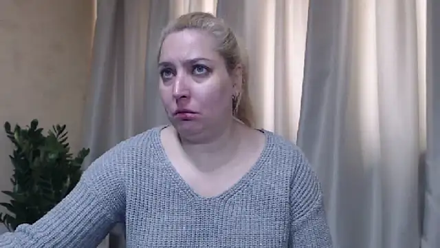 sweetpussy13 online show from April 30, 5:36 am