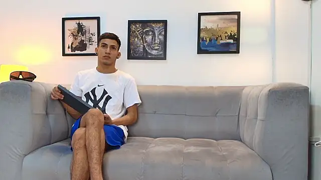 DIAMOND BLACKS online show from January 14, 7:14 am