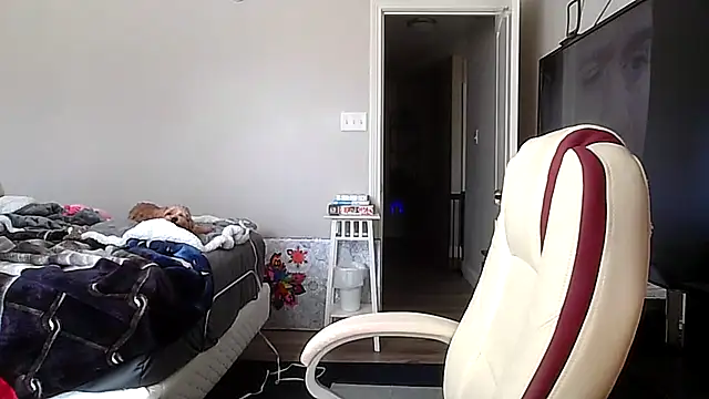 redremmi online show from February 27, 5:24 pm