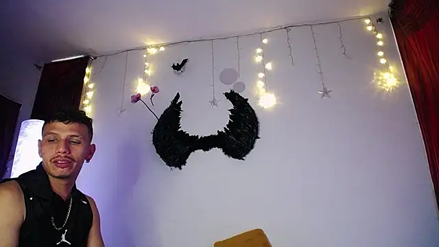 Noha and Iam online show from February 3, 12:32 pm