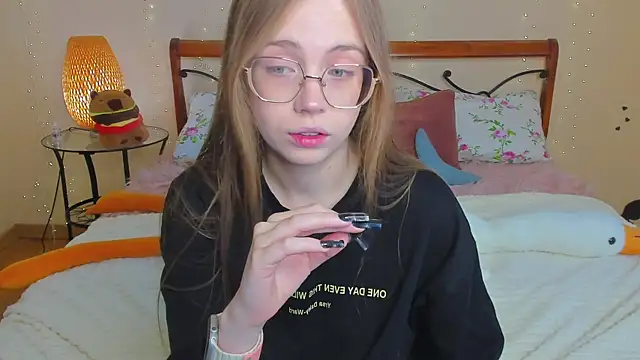 miya soft online show from May 25, 1:44 am