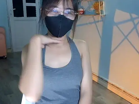 Chichi 86 online show from June 20, 4:32 pm