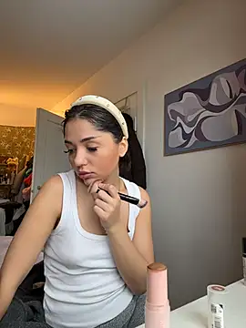 SilkyMira online show from February 9, 10:19 am