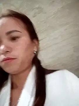 ngaytho004 online show from December 18, 12:06 am